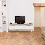 Casa Leutari
