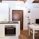 Casa Leutari
